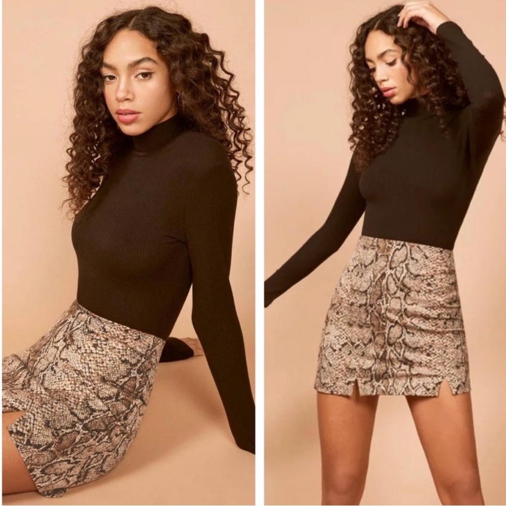 Reformation Oak Snakeskin Skirt in Mamba, size 2